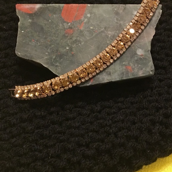 Yellow Gold Tennis Bracelet - Picture 4 of 6
